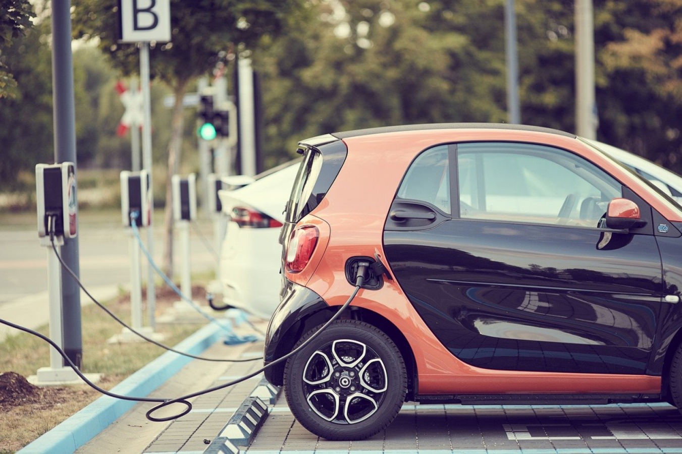 Samochody elektryczne – samochody przyszłości?